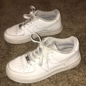 Air Forces ALL WHITE low top